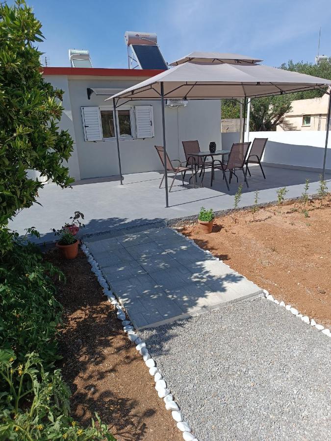 Selinia Residence Luaran gambar