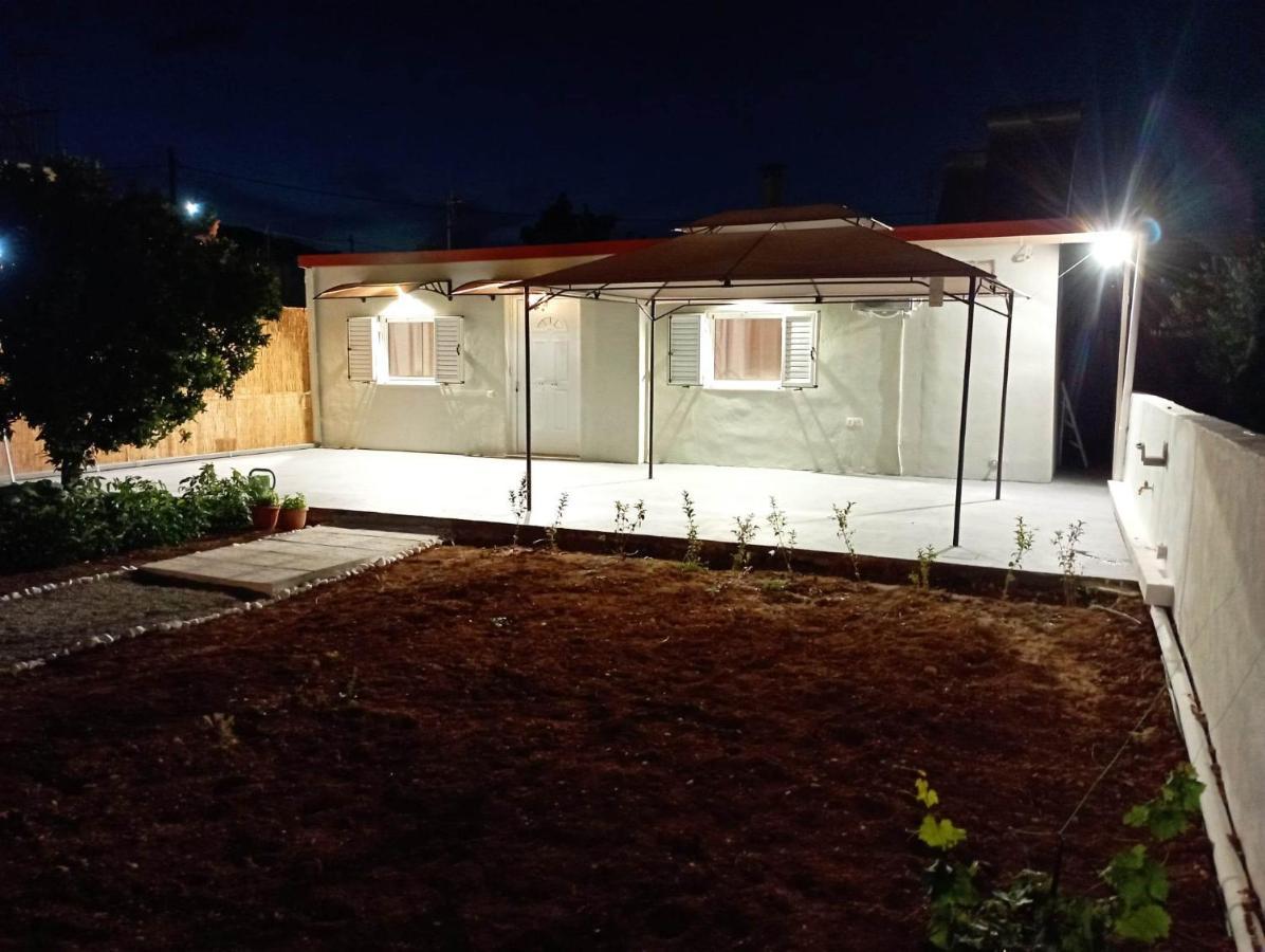 Selinia Residence Luaran gambar
